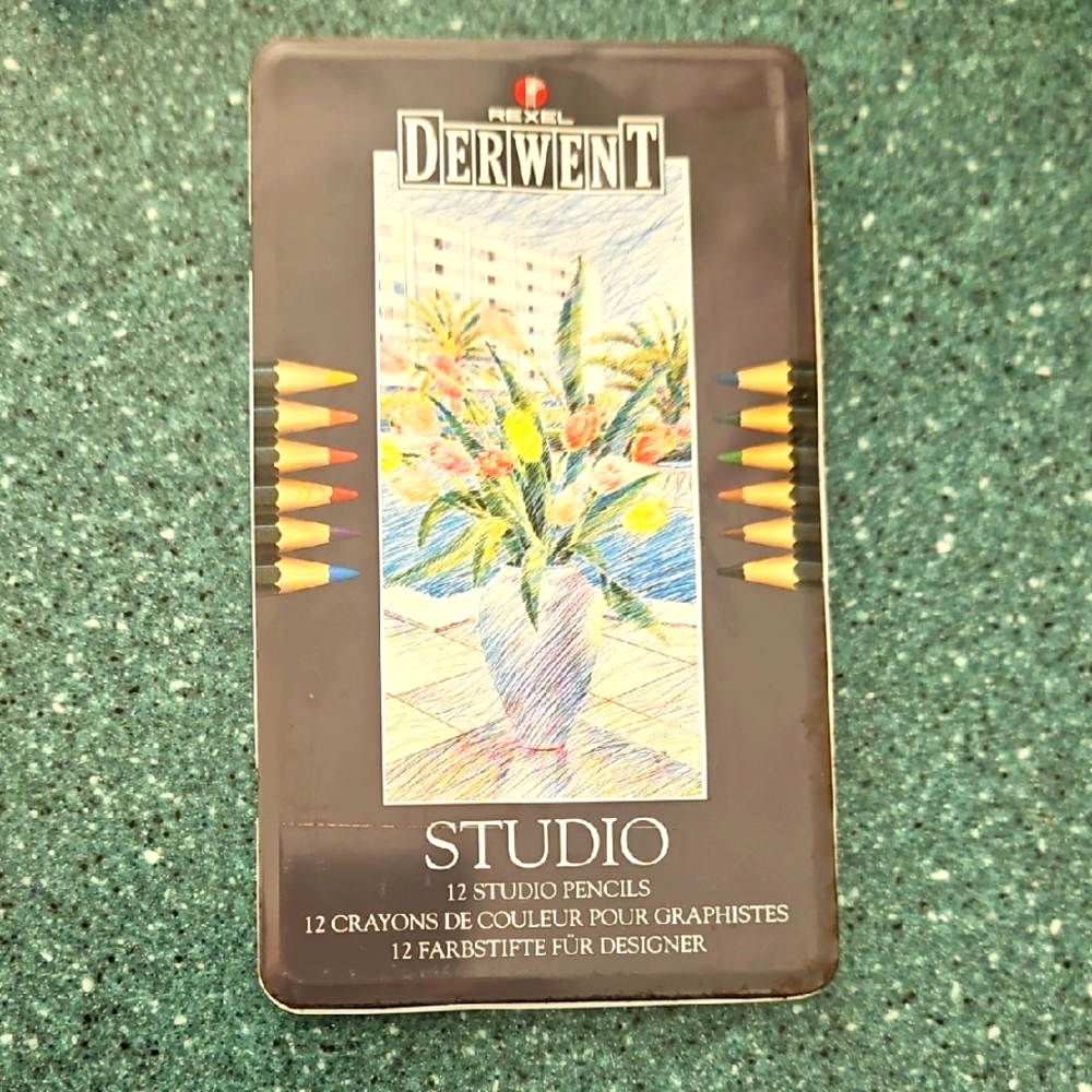 Rexel Derwent Studio 12 Colored Pencils Set